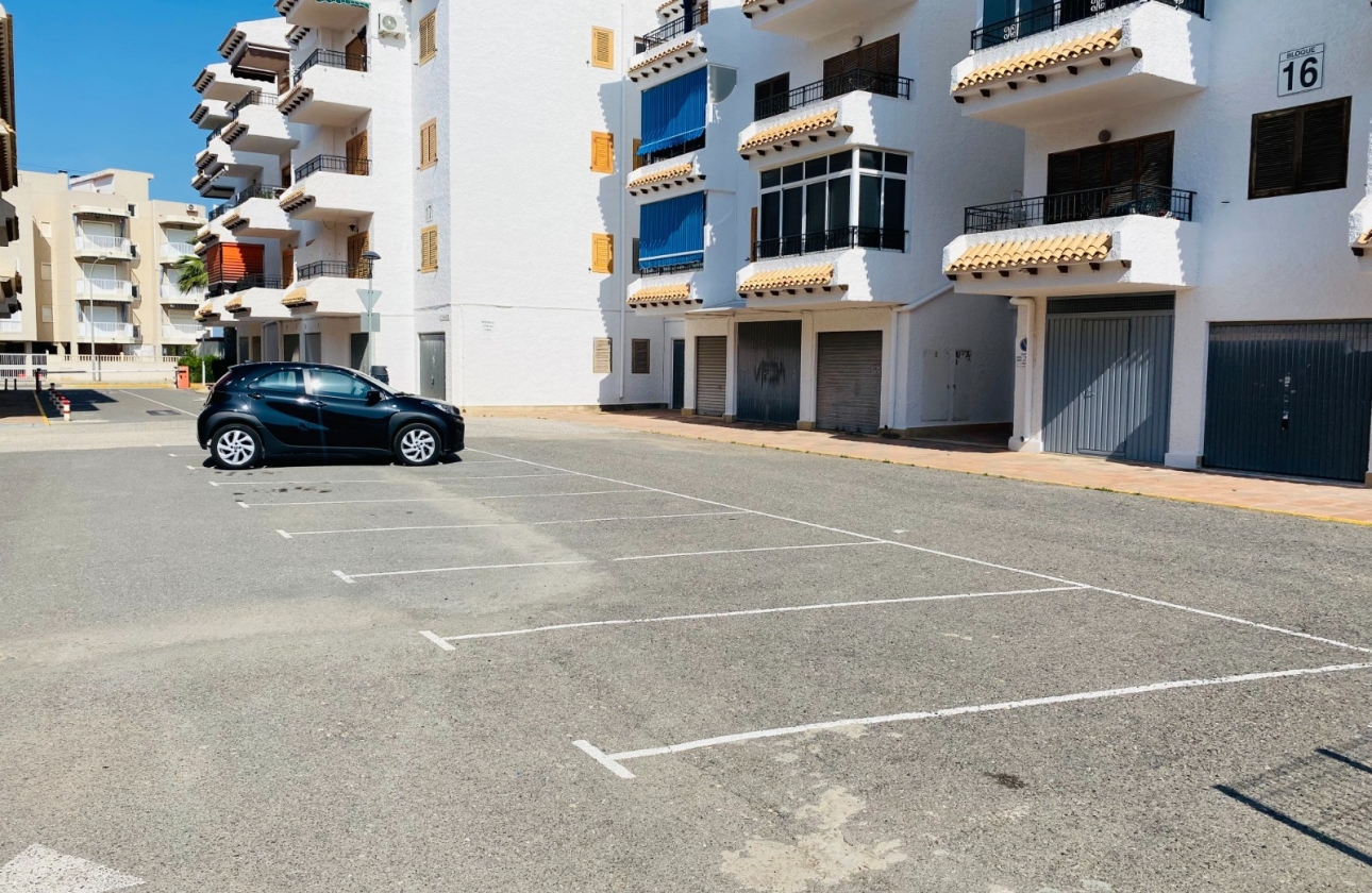 Resale - Apartment - Santa Pola