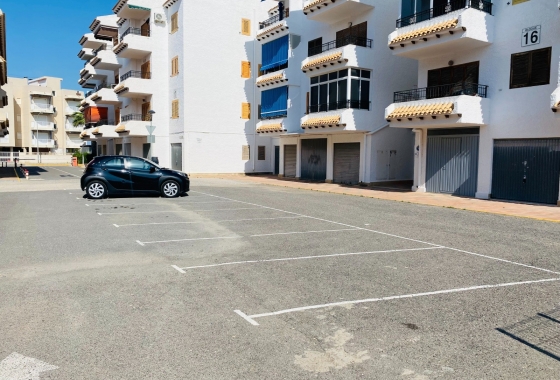 Resale - Apartment - Santa Pola
