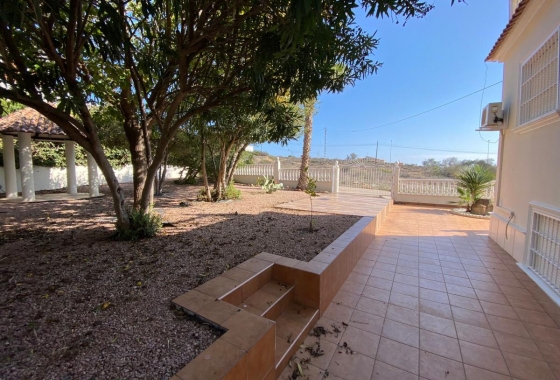 Reventa - Villa - Torrevieja
