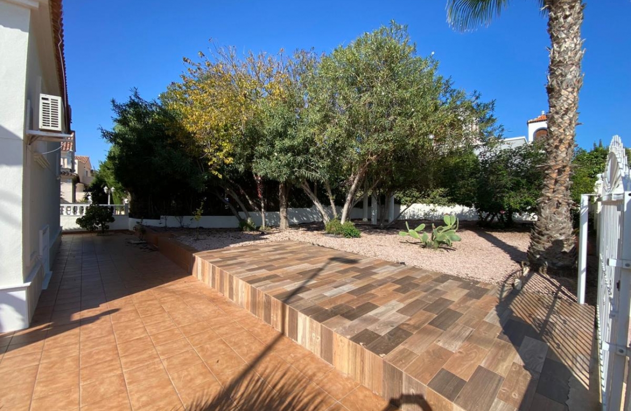 Reventa - Villa - Torrevieja
