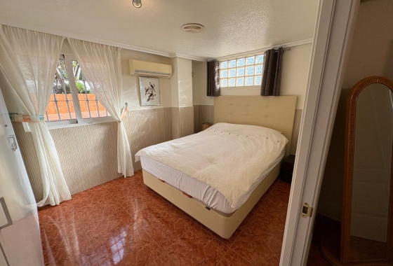 Reventa - Villa - Torrevieja