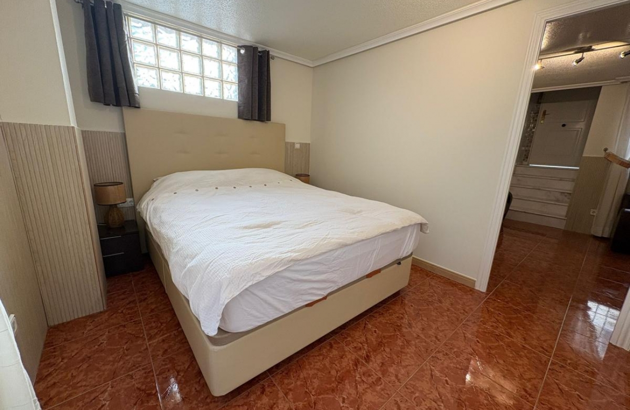 Reventa - Villa - Torrevieja