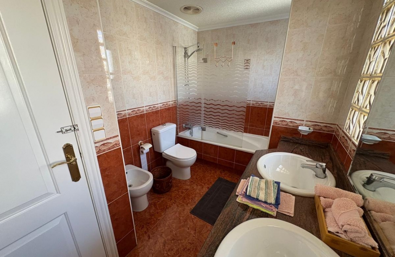 Reventa - Villa - Torrevieja