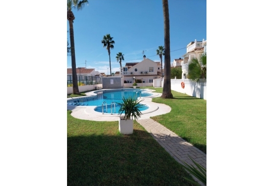 Reventa - Villa - Torrevieja