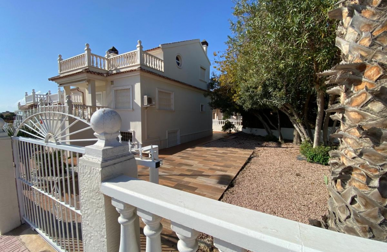 Reventa - Villa - Torrevieja