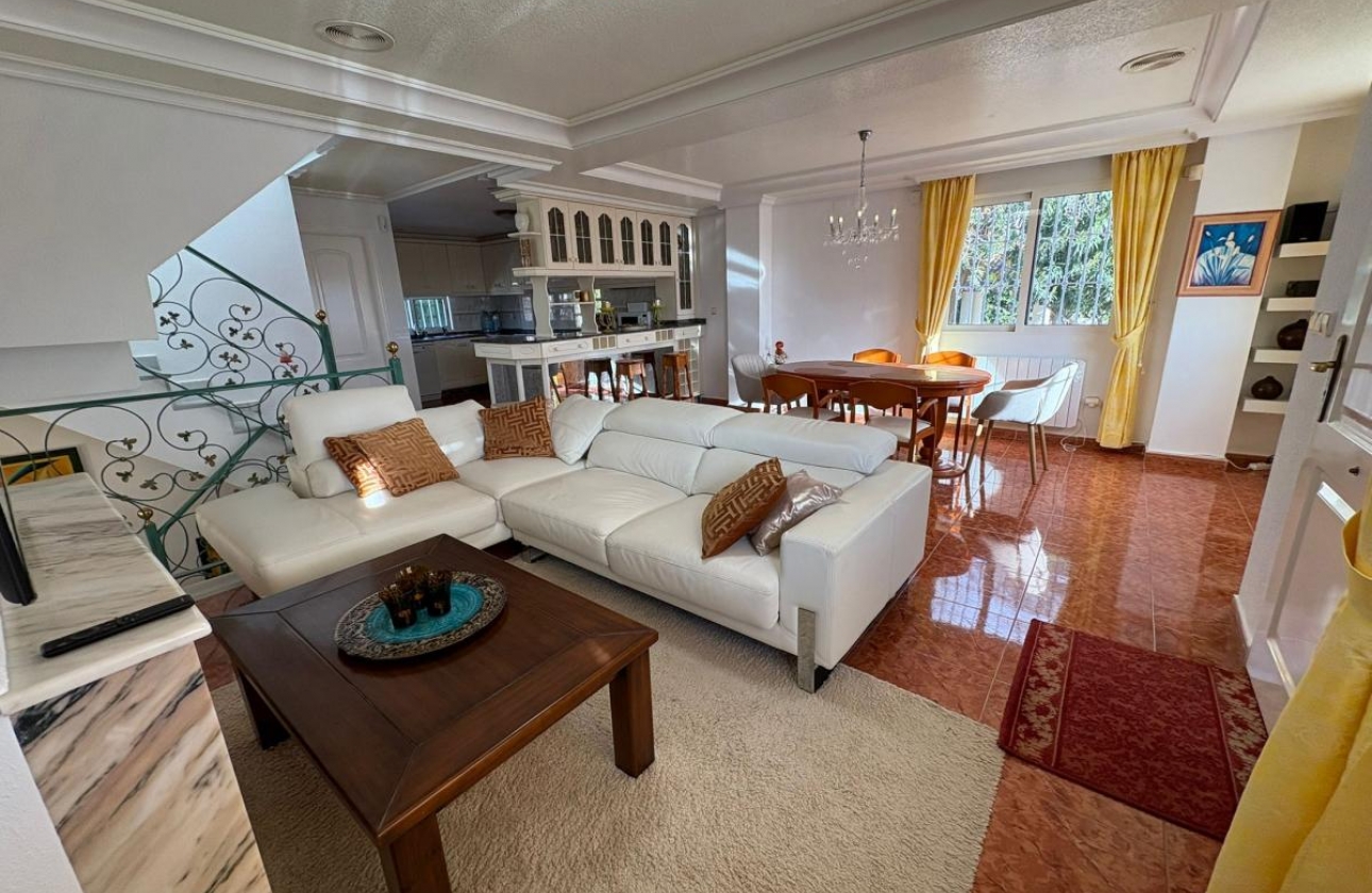Reventa - Villa - Torrevieja