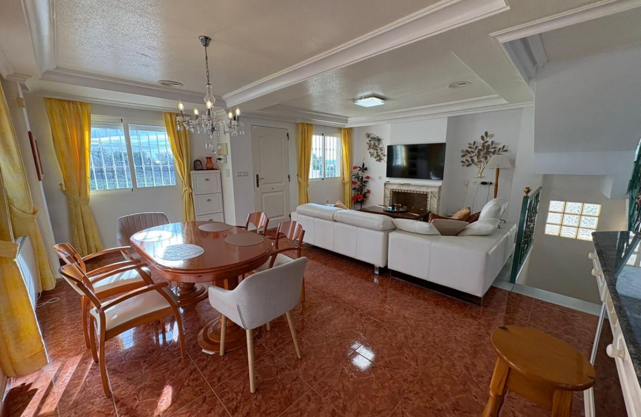 Reventa - Villa - Torrevieja