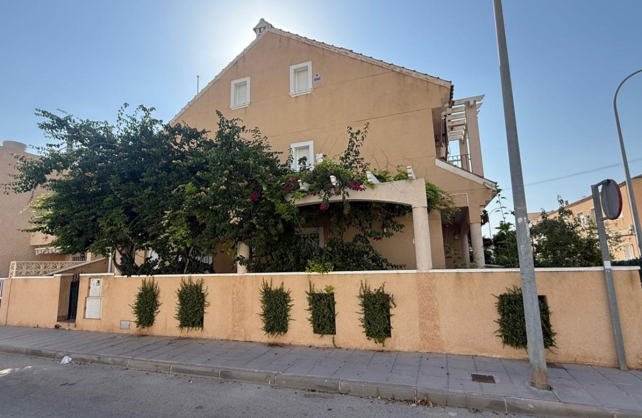Resale - Townhouse - Torre de la Horadada
