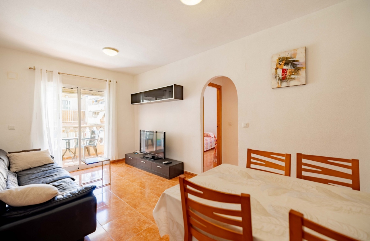Resale - Apartment / Duplex - Torrevieja - Playa de los Locos