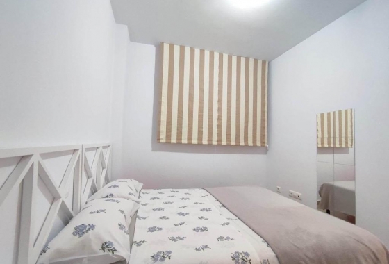 Resale - Apartment - Orihuela Costa - Punta Prima