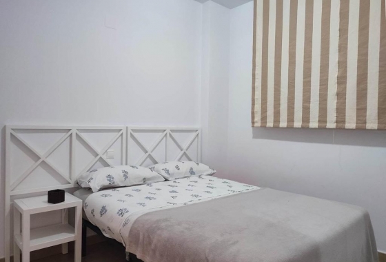 Resale - Apartment - Orihuela Costa - Punta Prima