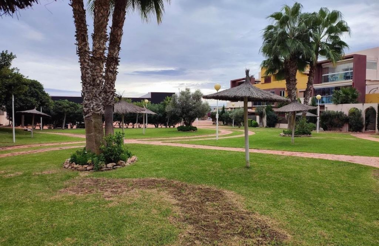 Resale - Apartment - Orihuela Costa - Punta Prima
