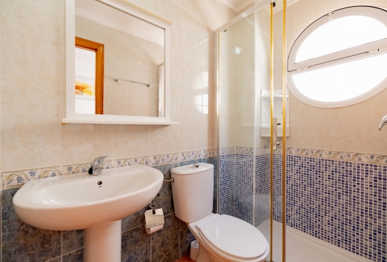 Resale - Apartment / Duplex - Torrevieja - Playa de los Locos