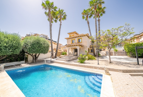Reventa - Villa - Orihuela Costa - Playa Flamenca
