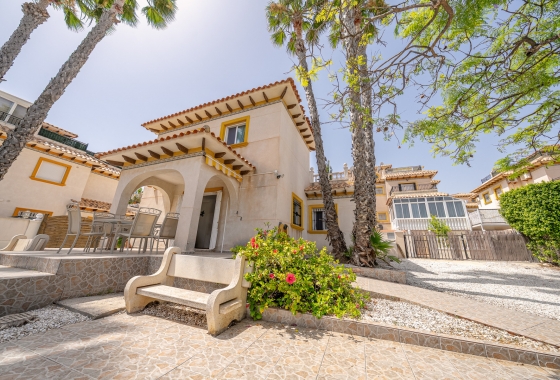 Reventa - Villa - Orihuela Costa - Playa Flamenca