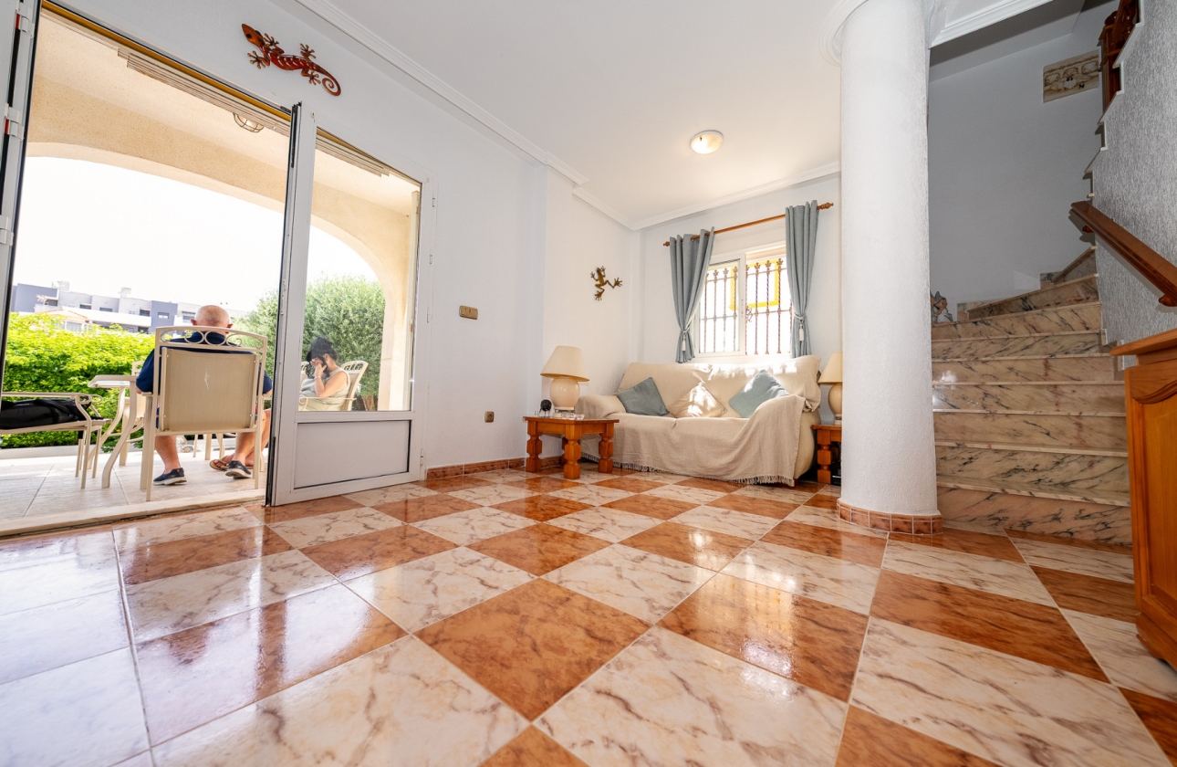 Reventa - Villa - Orihuela Costa - Playa Flamenca