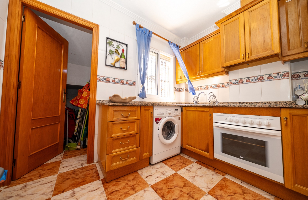 Reventa - Villa - Orihuela Costa - Playa Flamenca