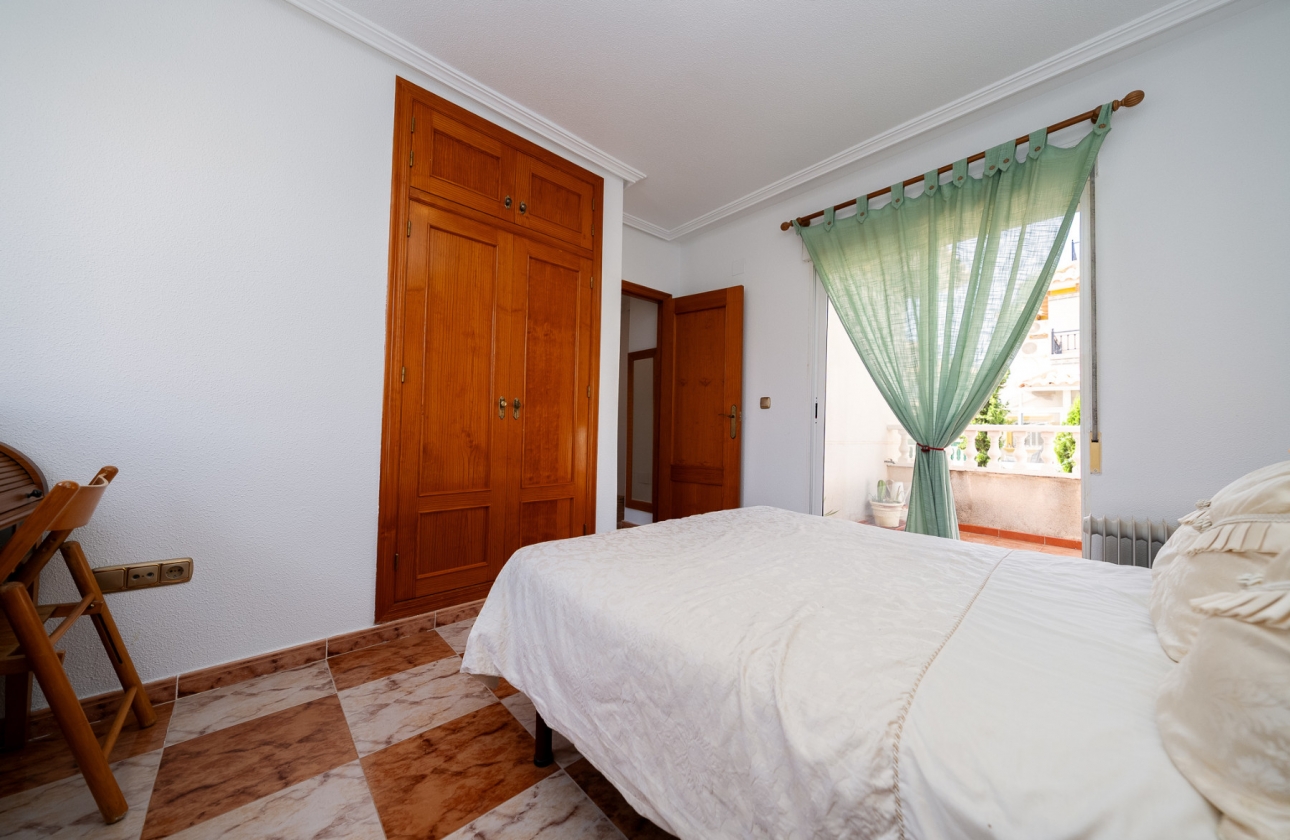 Reventa - Villa - Orihuela Costa - Playa Flamenca