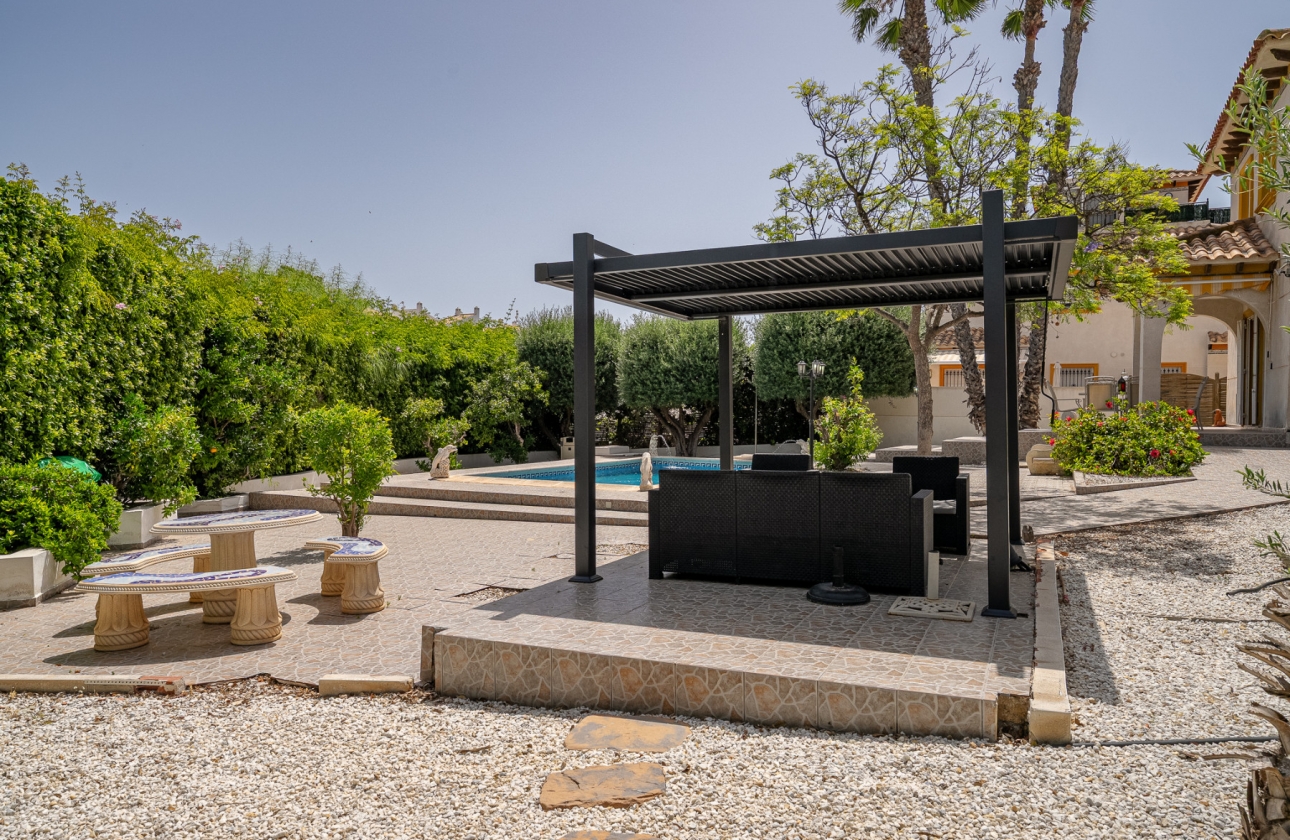 Reventa - Villa - Orihuela Costa - Playa Flamenca