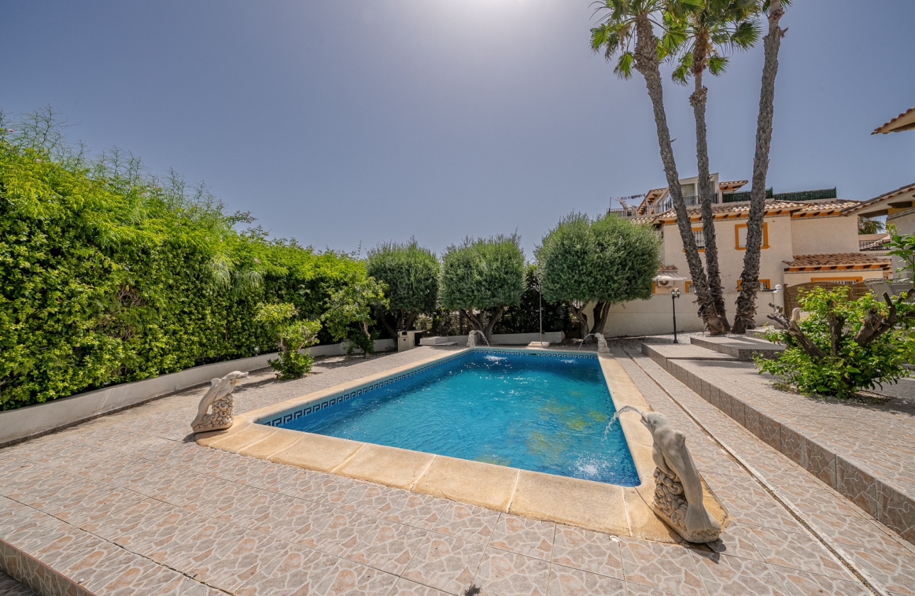 Reventa - Villa - Orihuela Costa - Playa Flamenca