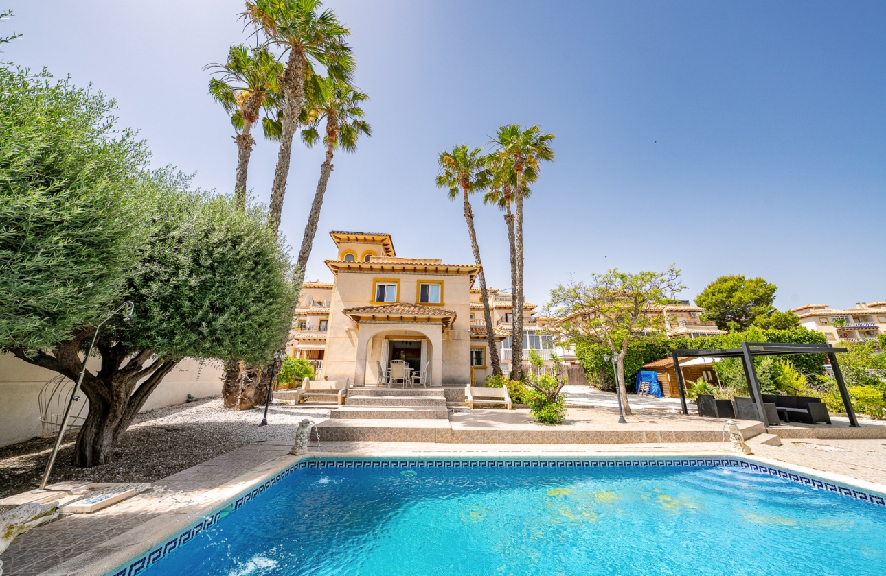 Reventa - Villa - Orihuela Costa - Playa Flamenca