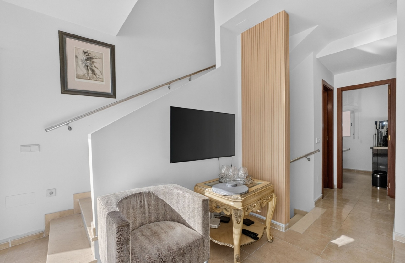 Resale - Duplex - Bigastro