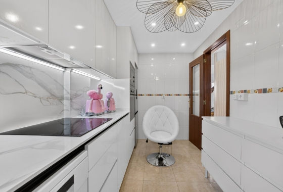 Resale - Duplex - Bigastro