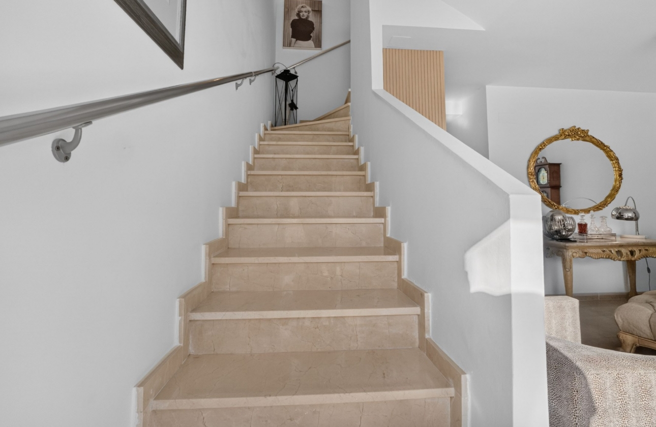 Resale - Duplex - Bigastro