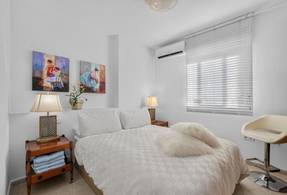 Resale - Duplex - Bigastro