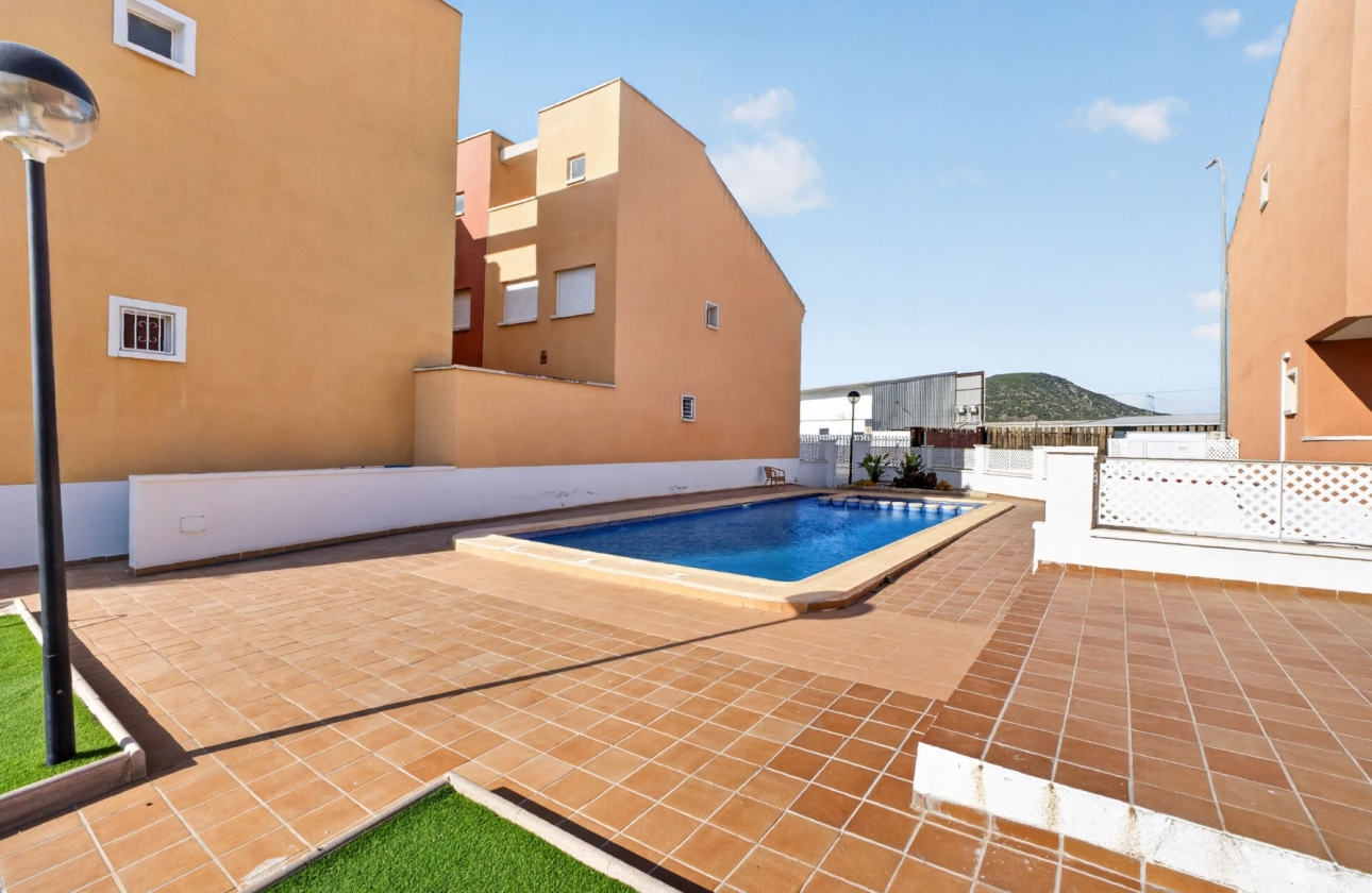 Resale - Duplex - Bigastro