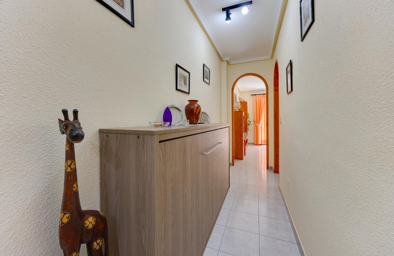 Resale - Apartment - Torrevieja - Playa del Cura
