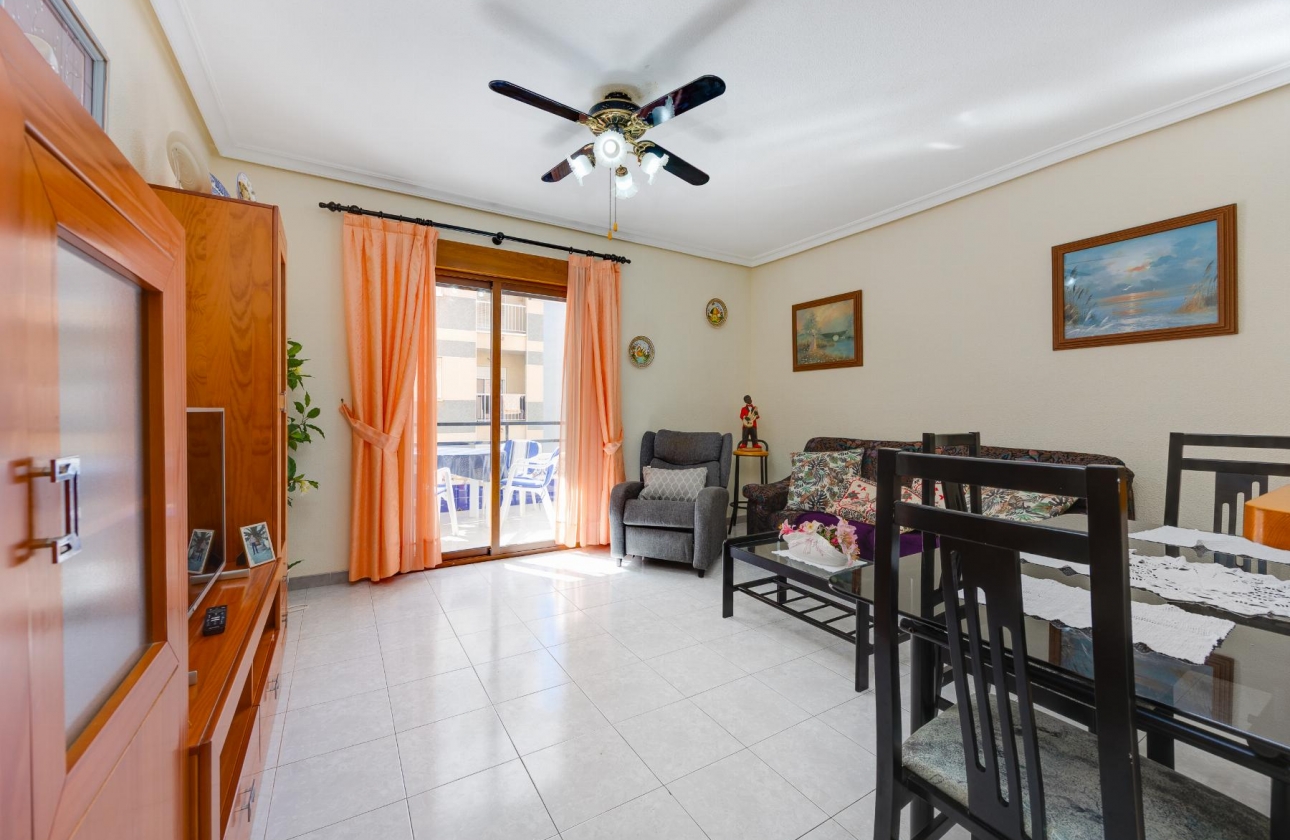 Resale - Apartment - Torrevieja - Playa del Cura