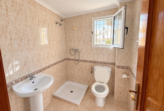 Reventa - Adosado - Torrevieja - El limonar
