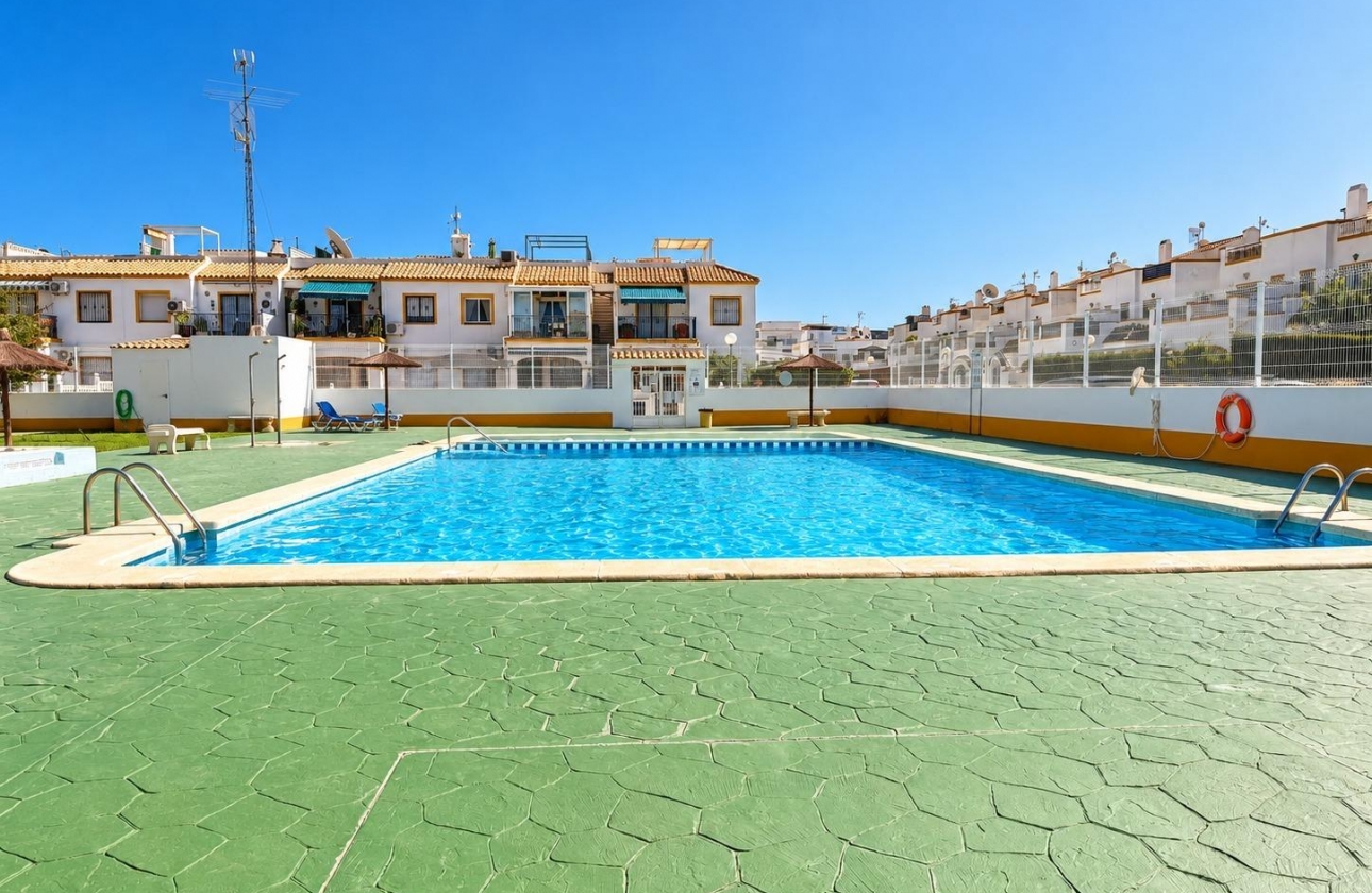 Reventa - Adosado - Torrevieja - El limonar