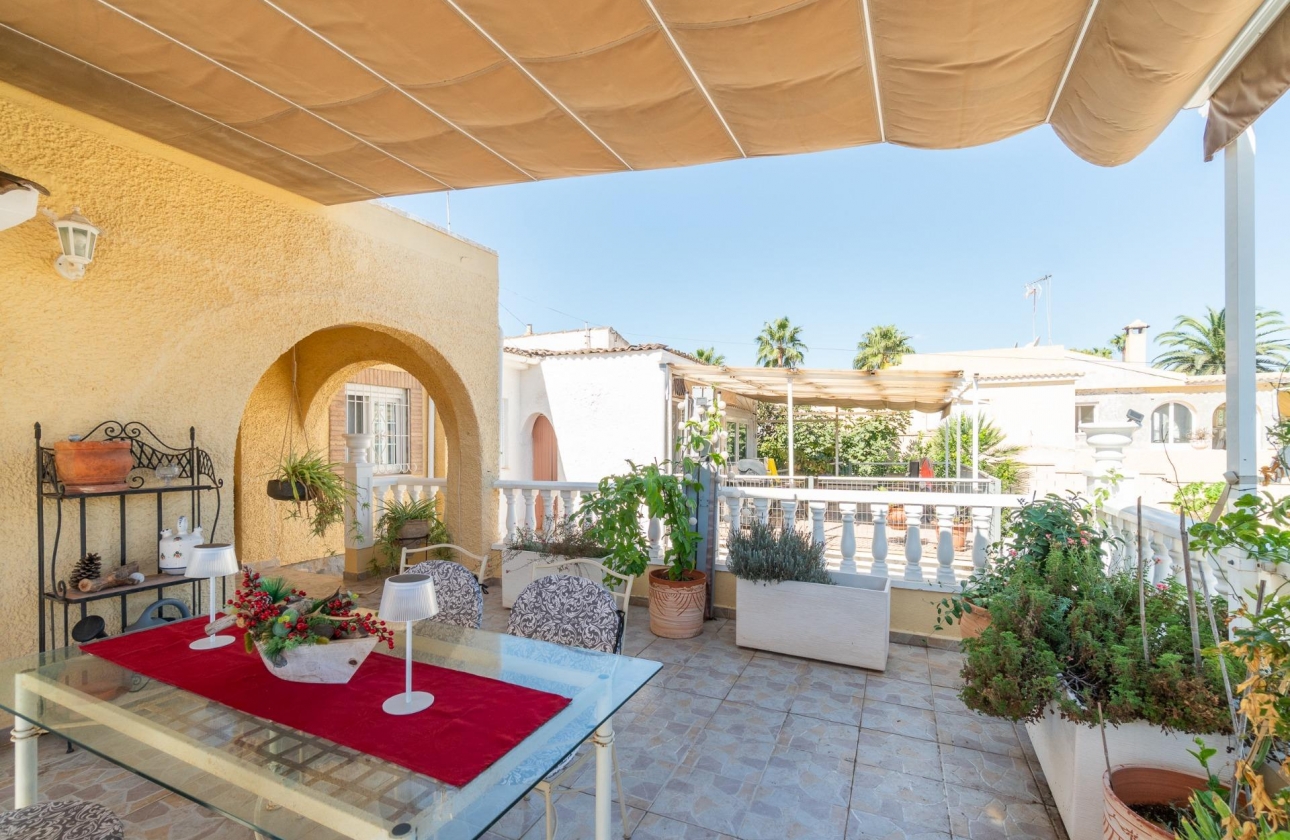 Reventa - Villa - Orihuela Costa - Los Balcones