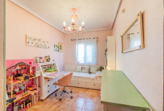 Reventa - Villa - Orihuela Costa - Los Balcones