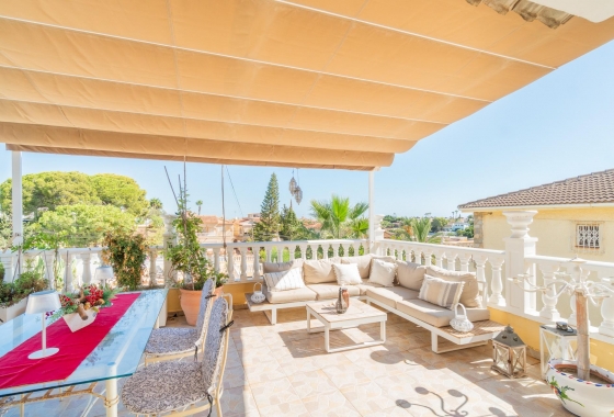 Reventa - Villa - Orihuela Costa - Los Balcones
