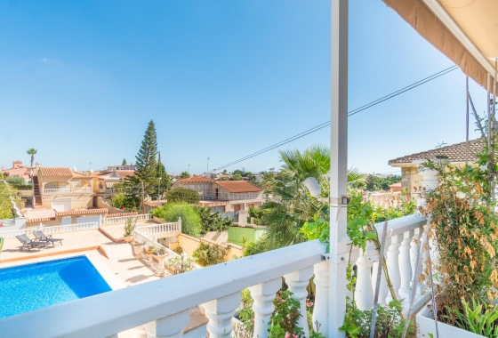 Reventa - Villa - Orihuela Costa - Los Balcones