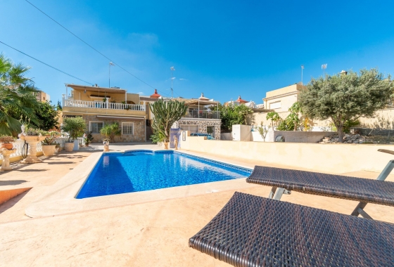 Reventa - Villa - Orihuela Costa - Los Balcones