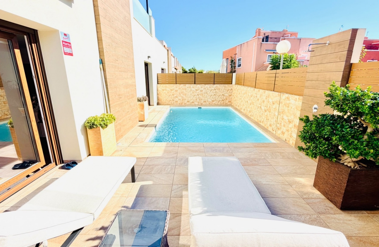 Resale - Semi-detached - Los Montesinos - La Herada