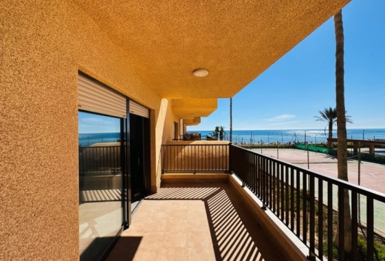Rynek wtórny - Apartament - Torrevieja - Los Europeos