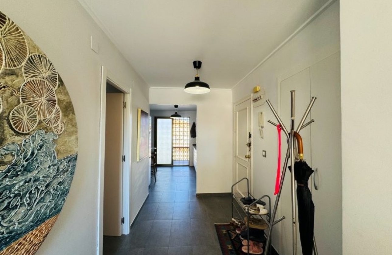 Rynek wtórny - Apartament - Torrevieja - Los Europeos