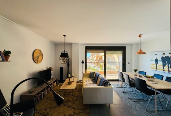 Rynek wtórny - Apartament - Torrevieja - Los Europeos