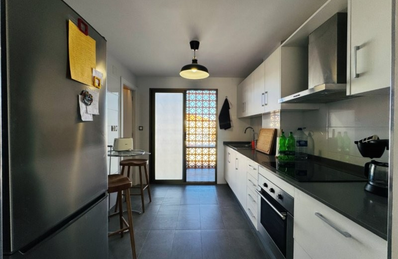 Rynek wtórny - Apartament - Torrevieja - Los Europeos