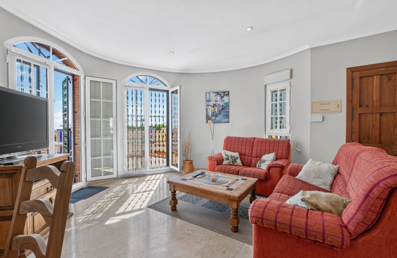 Resale - Villa - Orihuela Costa - Villamartín