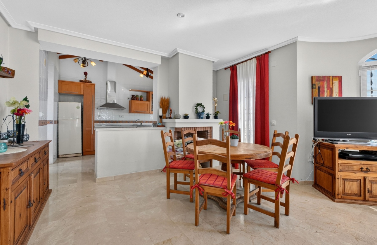 Resale - Villa - Orihuela Costa - Villamartín