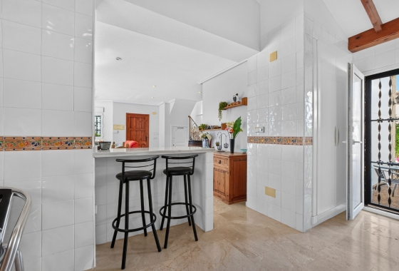 Resale - Villa - Orihuela Costa - Villamartín