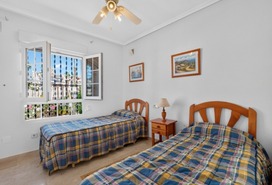 Resale - Villa - Orihuela Costa - Villamartín
