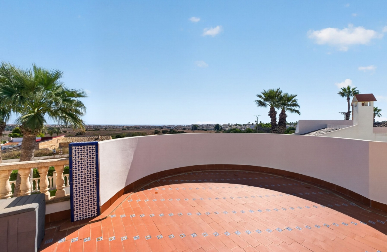 Resale - Villa - Orihuela Costa - Villamartín