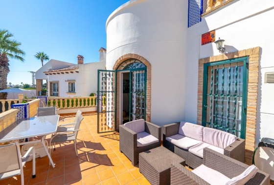 Resale - Villa - Orihuela Costa - Villamartín